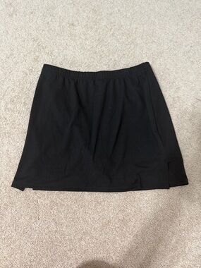 Brandy Melville Black A-Line Mini Skirt With Built-In Shorts